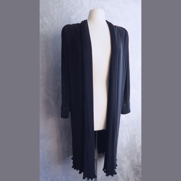 Vtg VIRGINIE PARIS Black Micropleat Jacket Size 2X-3X Longline Plisse Lettuce - Picture 5 of 10